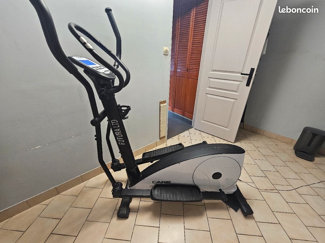 Vélo VÃ©lo Elliptique Care Futura Ltd Avis Velo Elliptique Futura