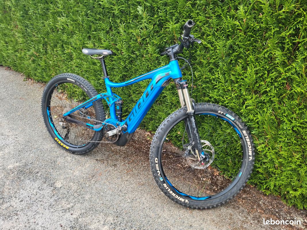 VTT GIANT électrique (image 3)