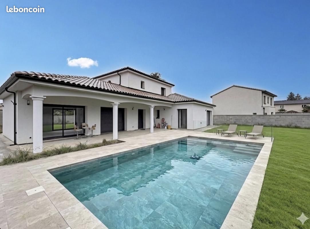 Maison 5 pièces 165 m² · à Villieu-Loyes-Mollon · 165 m² · 487 000 €