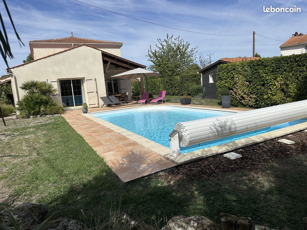 Maison 7 pièces 177 m² · à Ars · 177 m² · 325 000 €