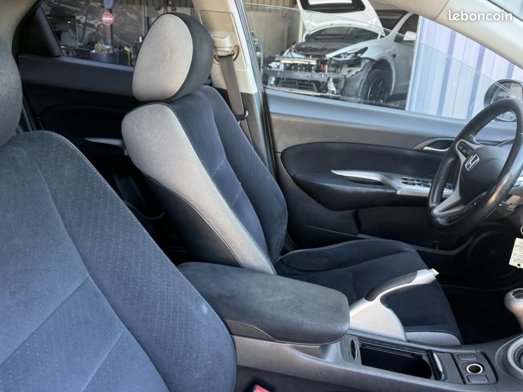 Honda Civic 2.2 i-CTDI 140cv Executive (image 14)