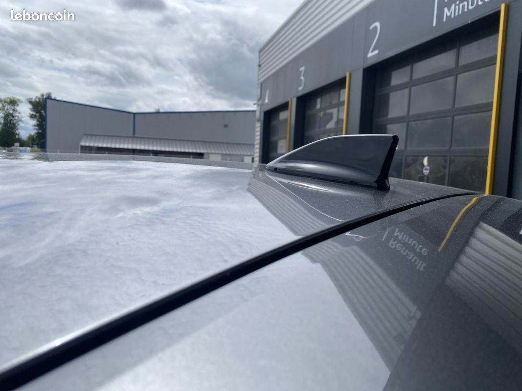 RENAULT AUSTRAL 1.2 E-Tech Hybride - 200 - BVA multi-modes 2023 Techno (image 11)