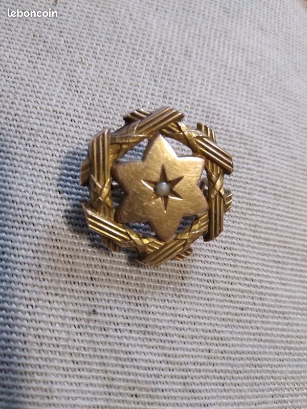 Broche Ancienne Obernai – Petite Pièce Vintage, Occasion Portée