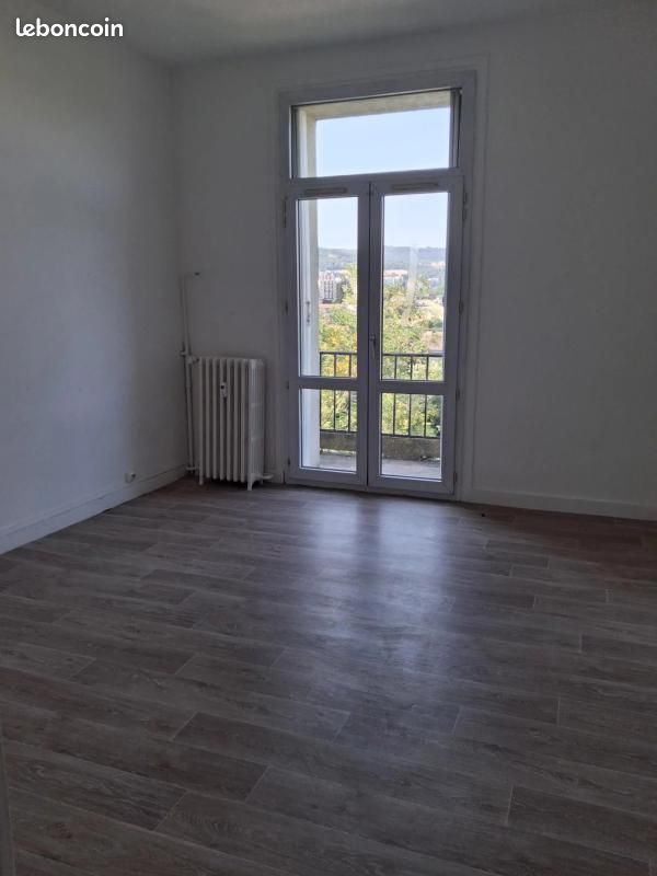 Appartement 4 pièces 82 m² · à Saint-Étienne · 82 m² · 571 €/mois