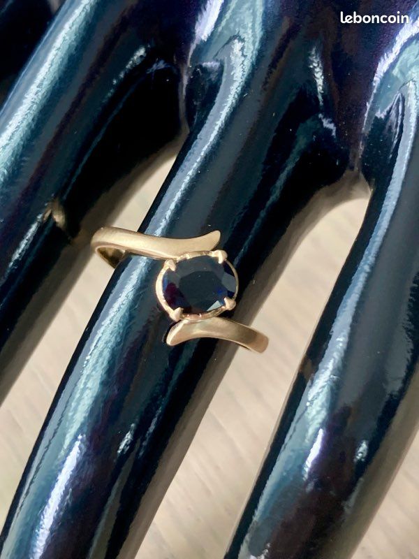 Bague solitaire Or 18K (750) & saphir bleu nuit — Élégante & Poinçonnée (image 3)