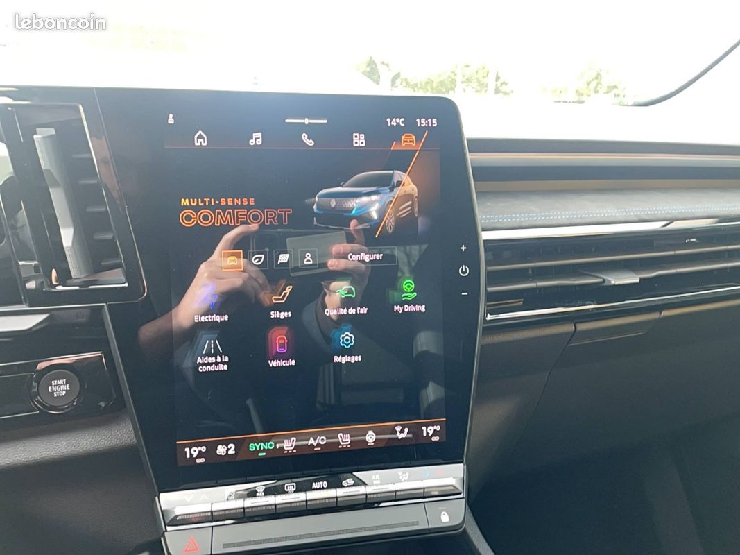 RENAULT Austral full hybrid E-Tech 200 ch Esprit Alpine (image 26)