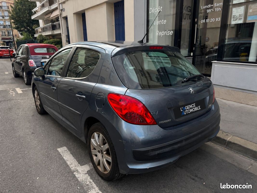 PEUGEOT 207 1.6 120ch Exécutive - 2ème Main / Courroie Accessoire OK (image 3)