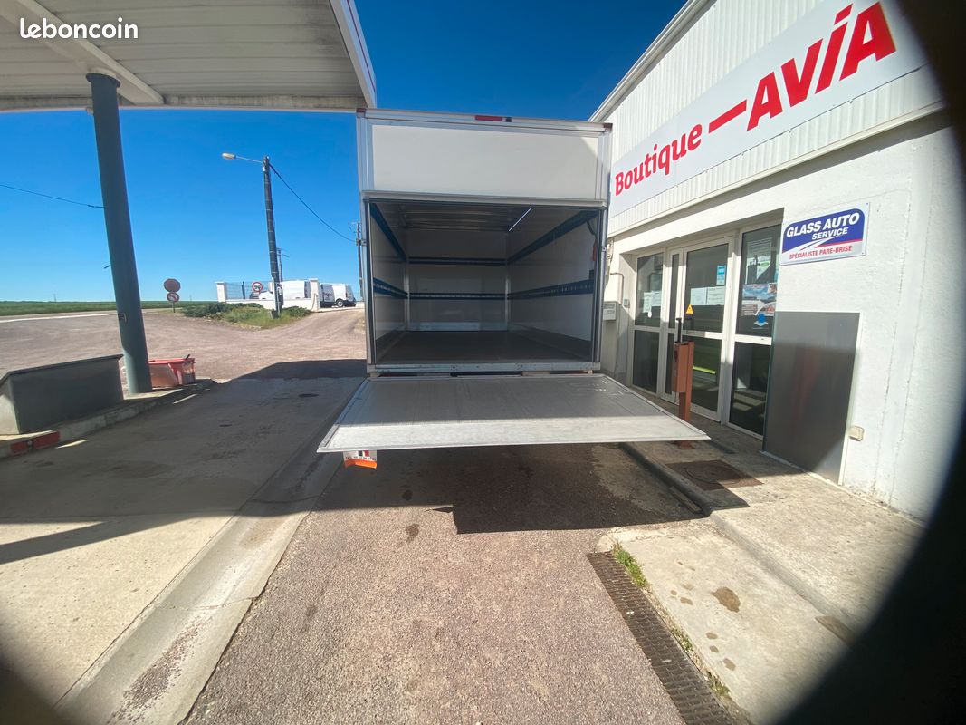 Renault master iii grd vol trouillet f3500 l3-2.3 blue dci 145 cv 20m3 confort caisse+hayon (image 4)