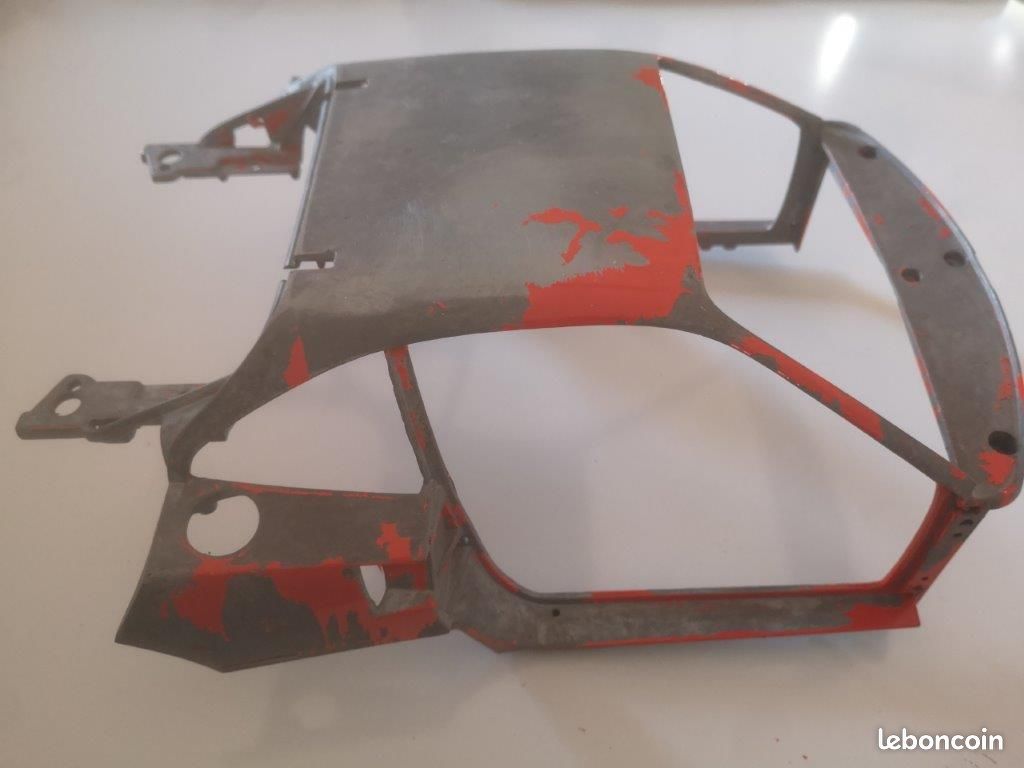 Pièces métalliques F40 et Testarossa Pocher 1/8 différentes (image 12)