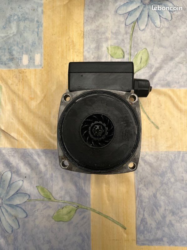 Pompé GRUNDFOS UPR 15-50 (image 3)