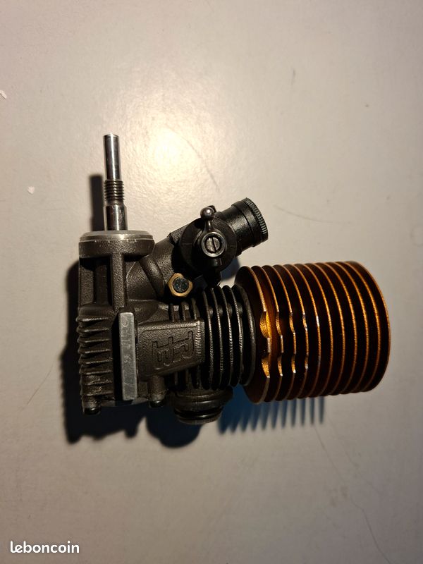 Hobbytech HT-21R2 moteur thermique à tirette de 3.49cc