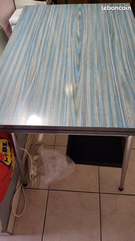 Vends table cuisine vintage en "formica" (image 1)