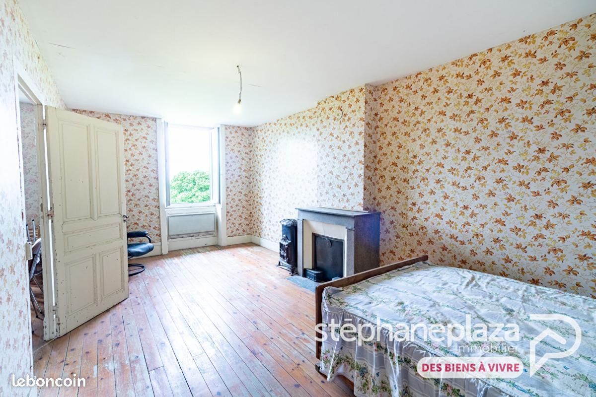 Maison 5 pièces 125 m² · à Coligny · 125 m² · 130 000 €