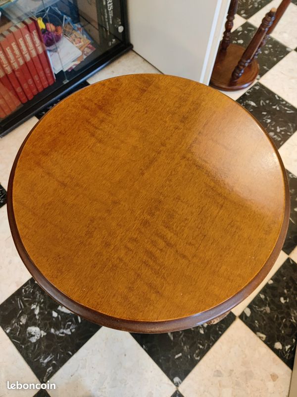 Table guéridon bois massif (image 3)