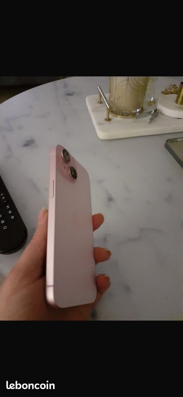 IPhone 15 (image 3)