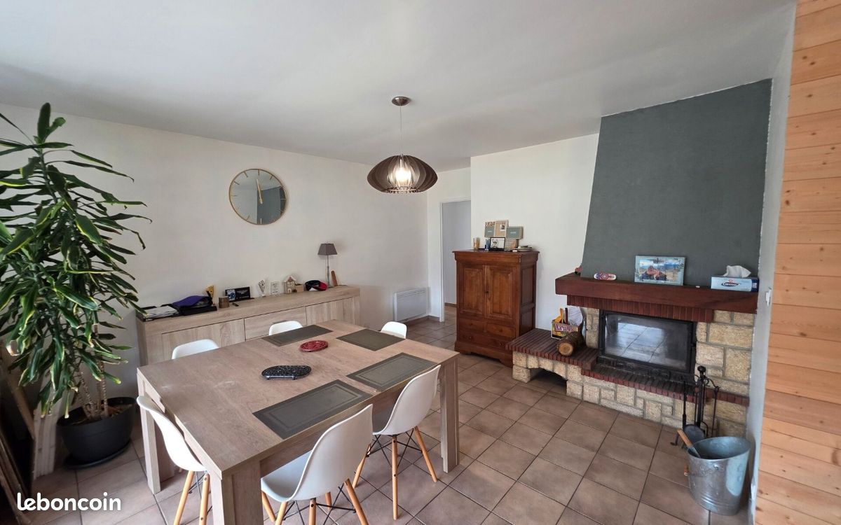 Maison 4 pièces 86 m² · à Saint-Pierre-du-Mont · 86 m² · 205 000 €