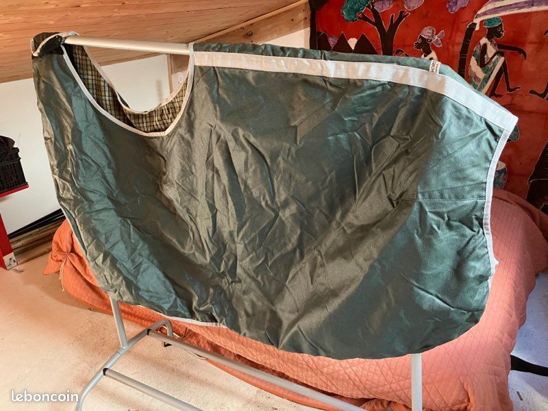 Couvre rein imperméable Horselo 72cm (image 1)