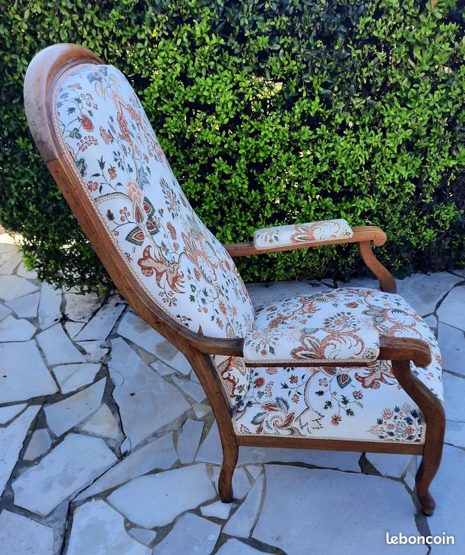 Fauteuil Voltaire début XX éme relooké en très bon état (image 4)