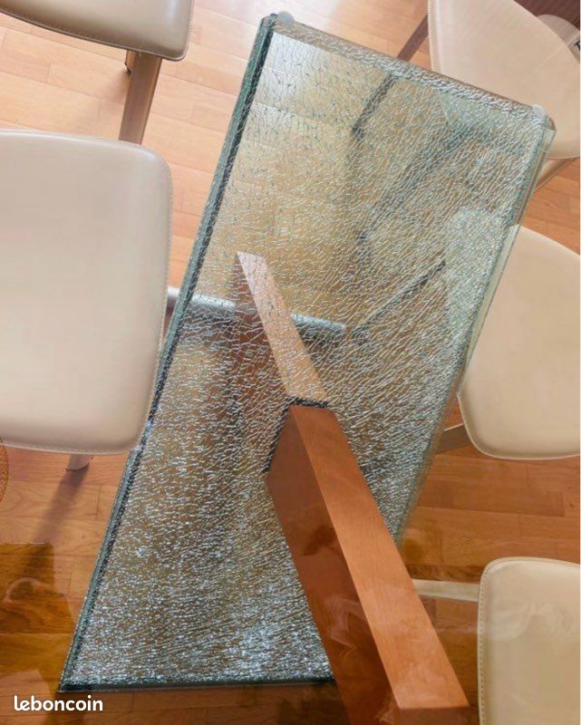 Table à manger Crozatier (image 2)