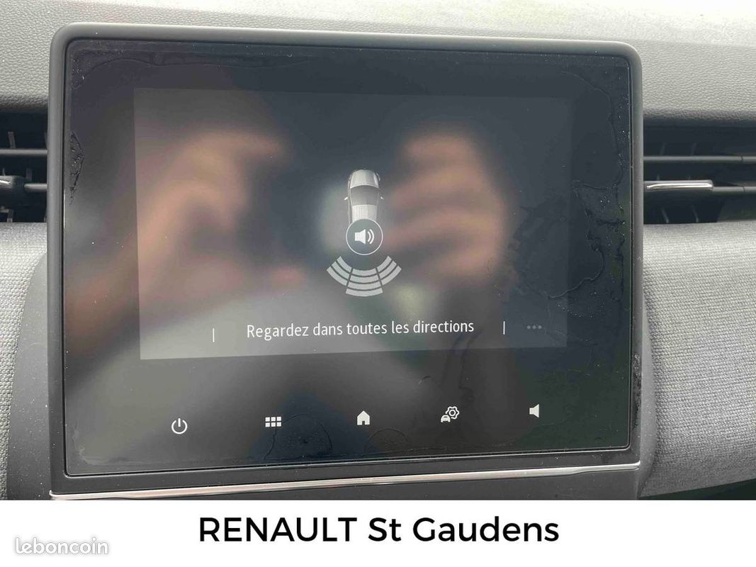 RENAULT Clio TCe 90 Evolution (image 16)