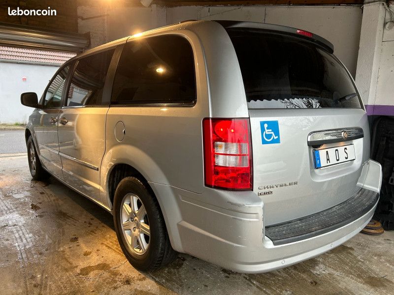 Chrysler GRAND VOYAGER 2.8 CRD TOURING BA (image 17)