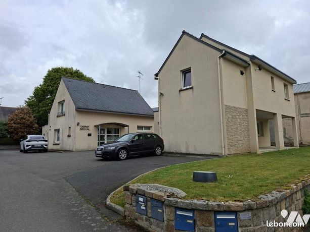 Immeuble 180 m² CHATELAUDREN