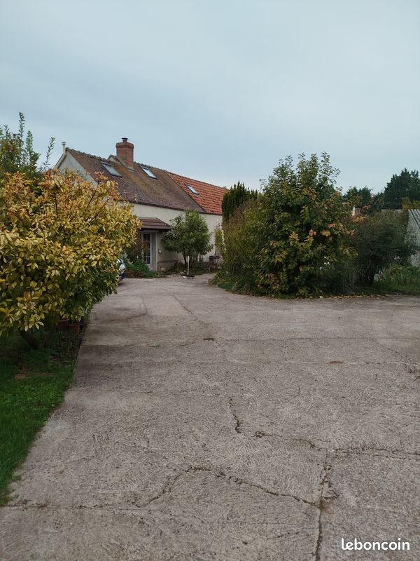 Maison 7 pièces 144 m² · à Sceaux-du-Gâtinais · 144 m² · 229 000 €