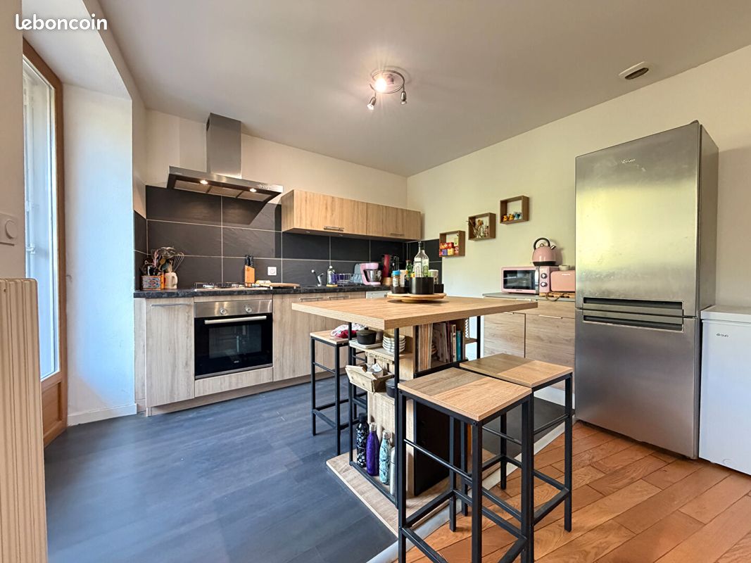 Maison 3 pièces 83 m² · à Lons-le-Saunier · 83 m² · 157 200 €
