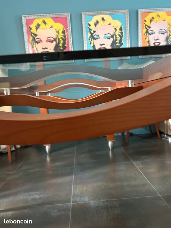 Ensemble table et chaises design Italien (image 5)