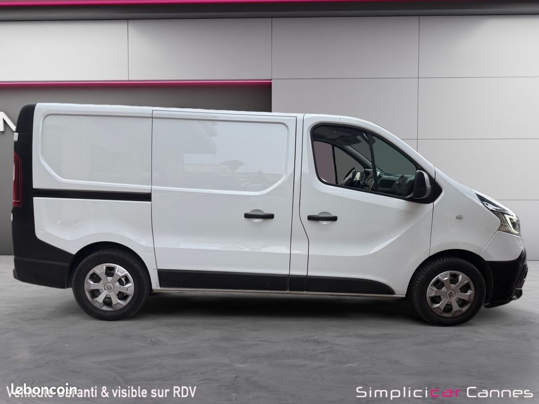 RENAULT TRAFIC III FOURGON L1H1 3T 2.0 BLUE DCI 170 EXTRA BA 150Ch Garantie 12 mois (image 17)