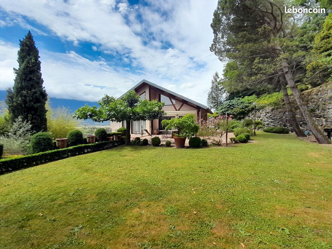 Maison 5 pièces 184 m² · à Aix-les-Bains · 184 m² · 750 000 €