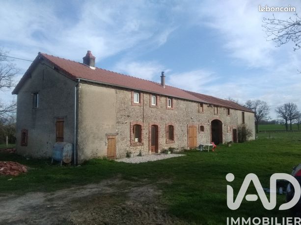 Longère 7 pièces 150 m²