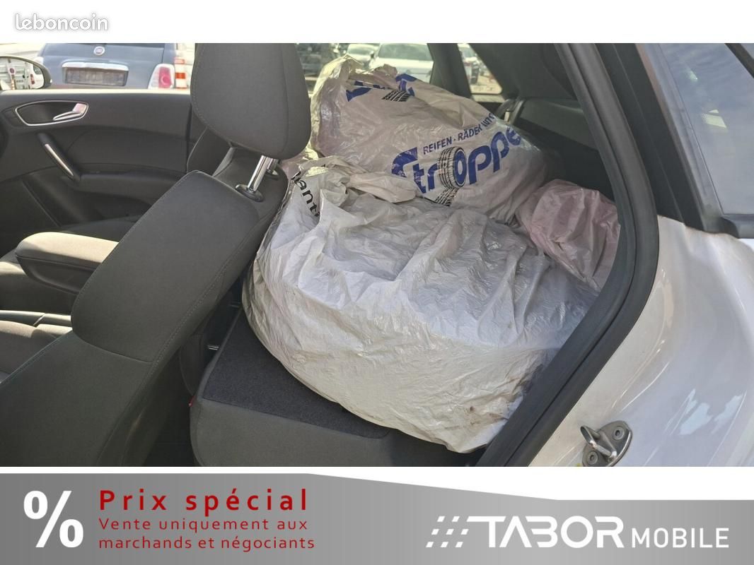 Audi A1 Sportback 1.4 TFSI design Nav Xen PDC SHZ LM (image 9)