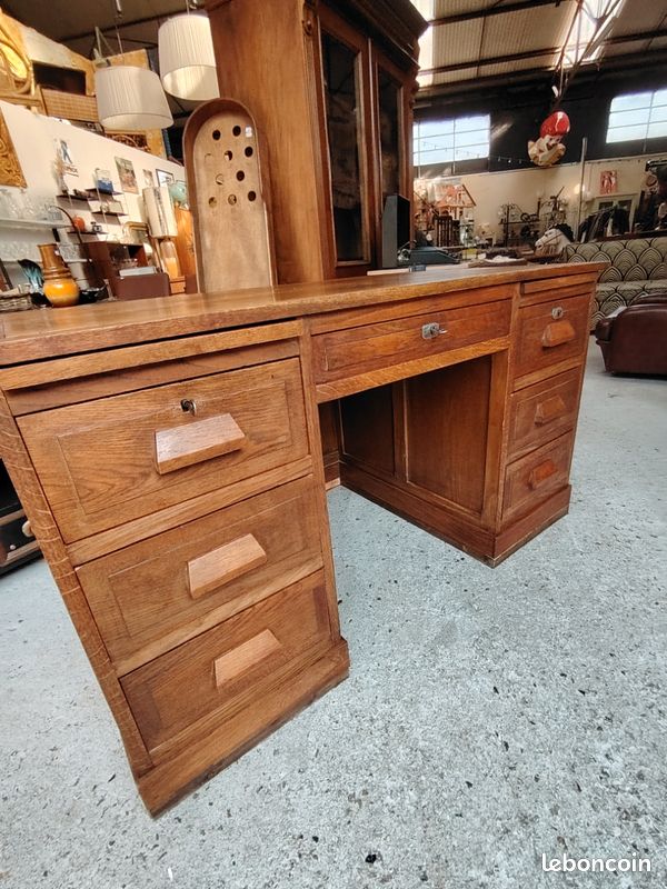 Bureau Ministre vintage en chêne massif à double caisson et tirettes – Années 30 50 (image 3)