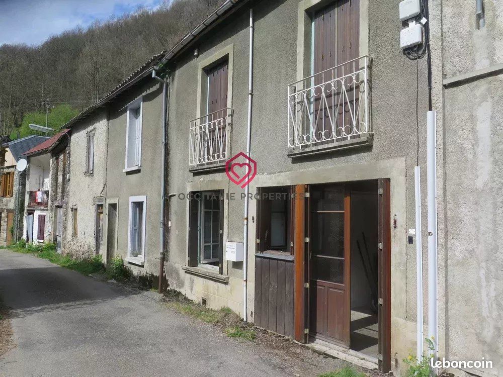 Maison 7 pièces 165 m² · à Le Port · 165 m² · 85 000 €