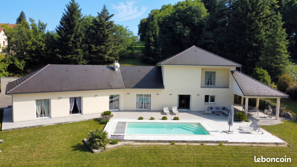 Maison 7 pièces 253 m² · à Pau · 253 m² · 720 000 €