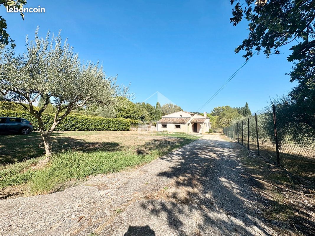 Maison 3 pièces 95 m² · à Mougins · 95 m² · 1 700 €/mois