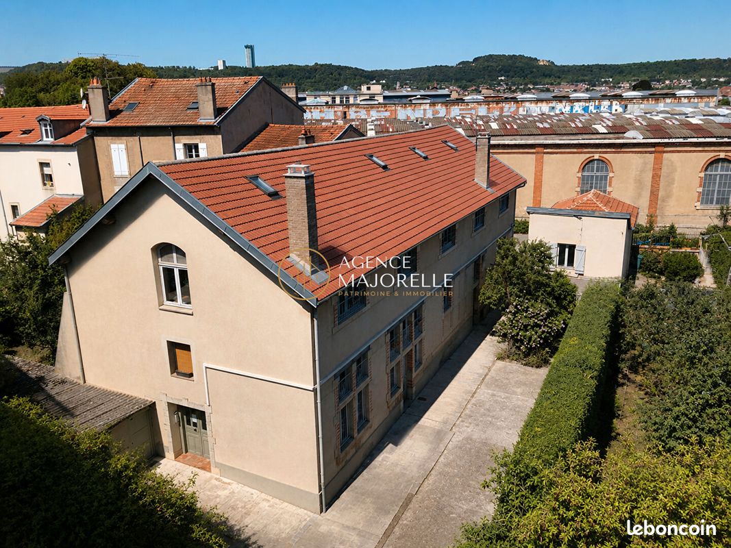 Immeuble 8 pièces 147 m² · à Nancy · 147 m² · 224 700 €