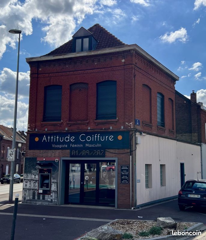 Immeuble 183 m² · à Tourcoing · 183 m² · 304 500 €