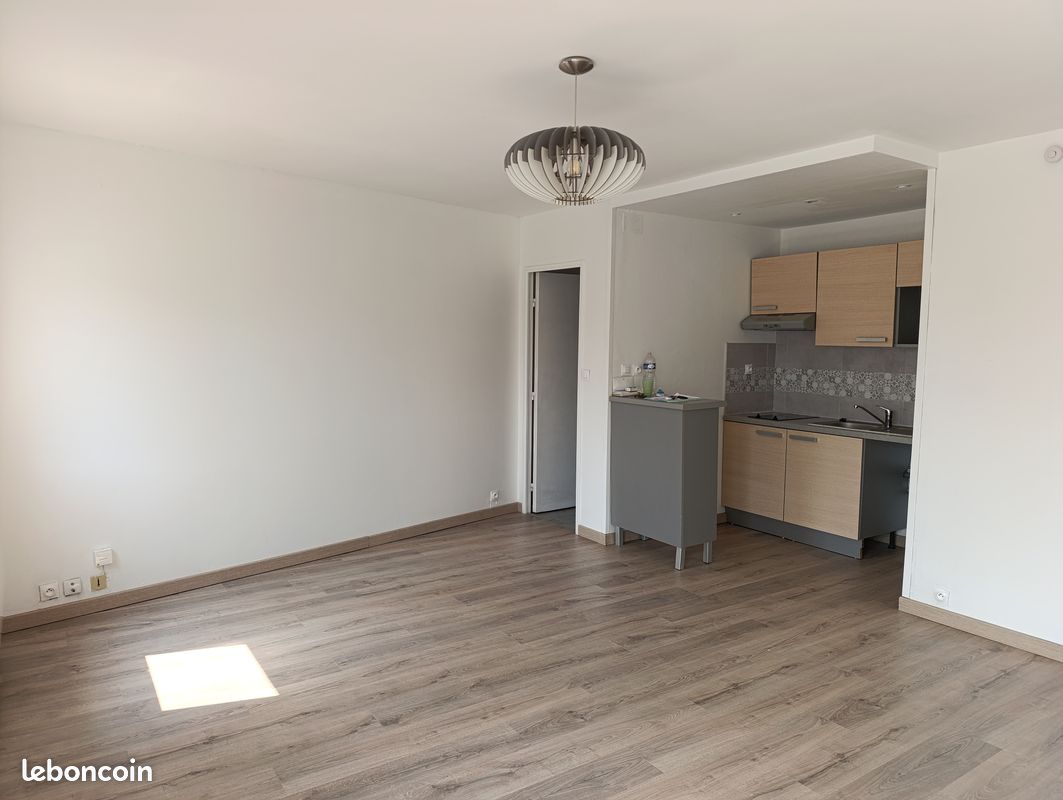 Appartement 1 pièce 30 m² · à Angers · 30 m² · 585 €/mois