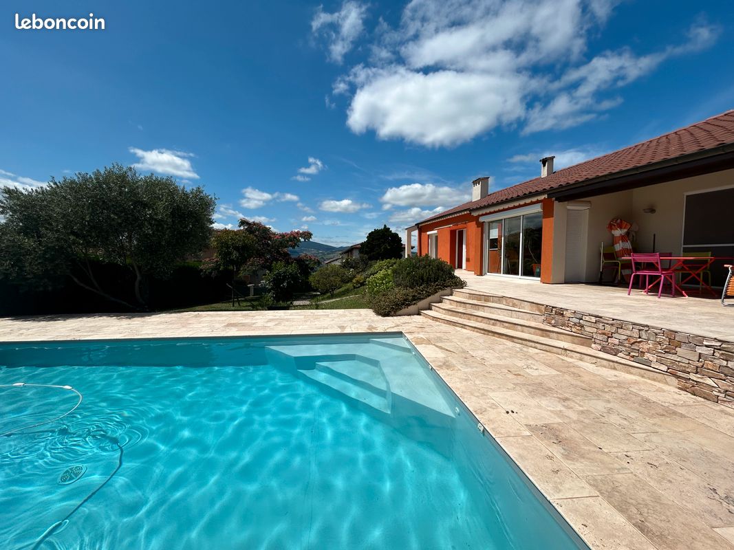 Maison 7 pièces 160 m² · à Sourcieux-les-Mines · 160 m² · 644 000 €