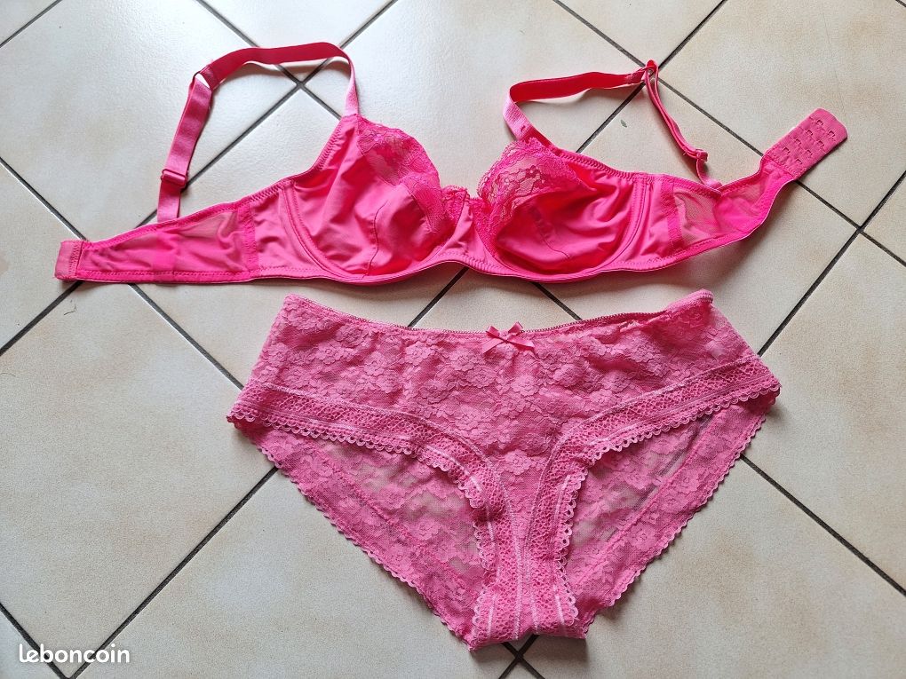 Ensemble soutien gorge (90C) et slip (38/40)"Rose Fuschia" (image 1)
