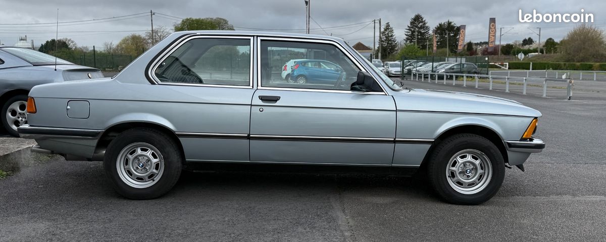 BMW Série 3 e21 323i coupe 143 ch - ENTRETIEN COMPLET - PONT AUTO BLOQUANT - BOITE 5 - SILENCIEUX SUPERSPRINT (image 7)