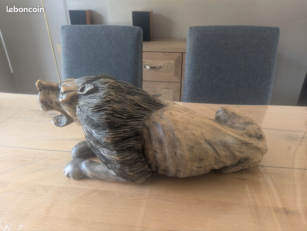 Lion en bois (image 3)
