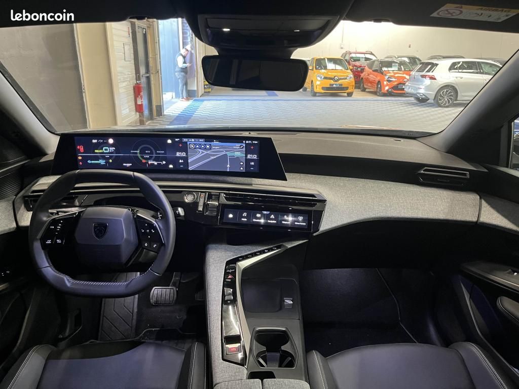 PEUGEOT 3008 ALLURE 1.6 Plug-in Hybrid 225ch - Apple Carplay, Caméra de recul (image 17)