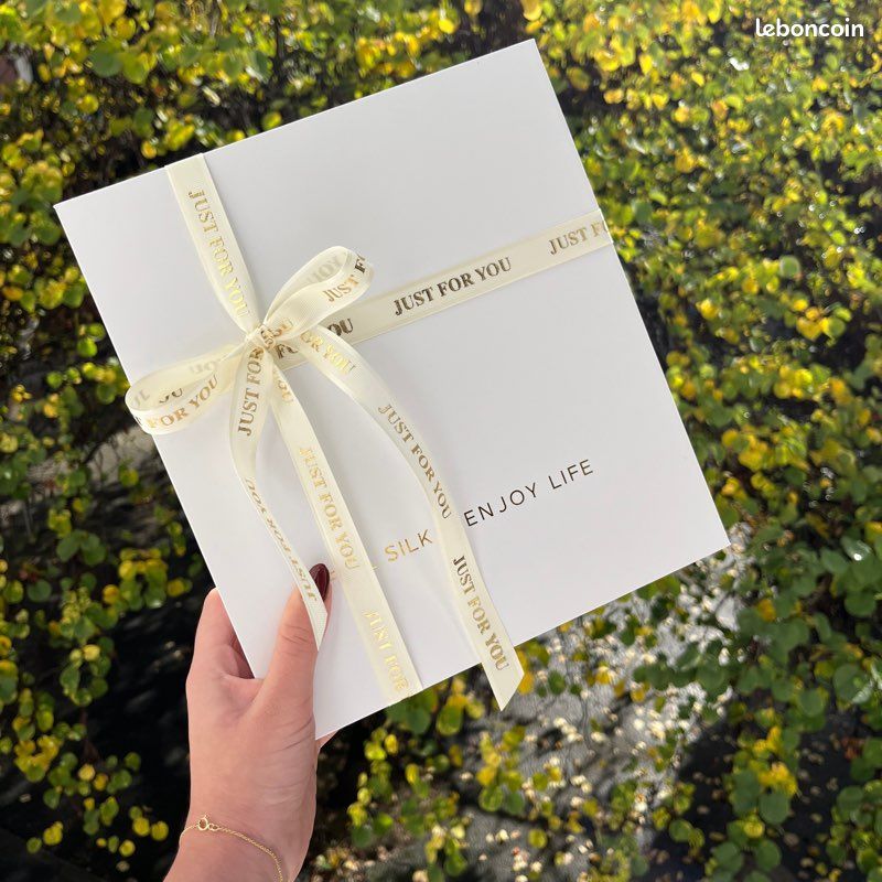 Coffret aimanté blanc personnalisé (image 12)