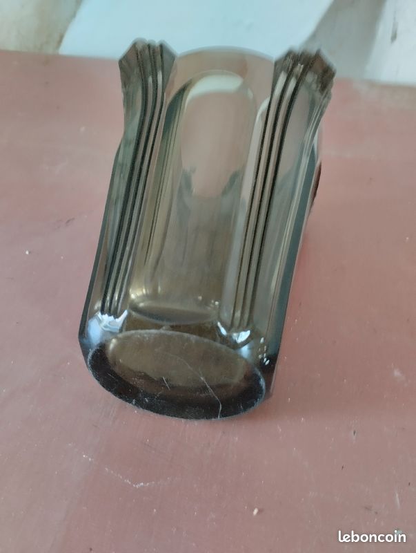 Vase (image 4)