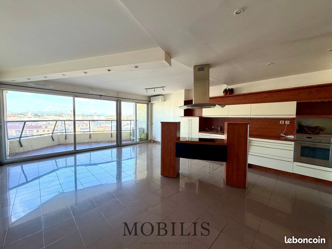 Appartement 3 pièces 82 m² · à Marseille · 82 m² · 370 000 €