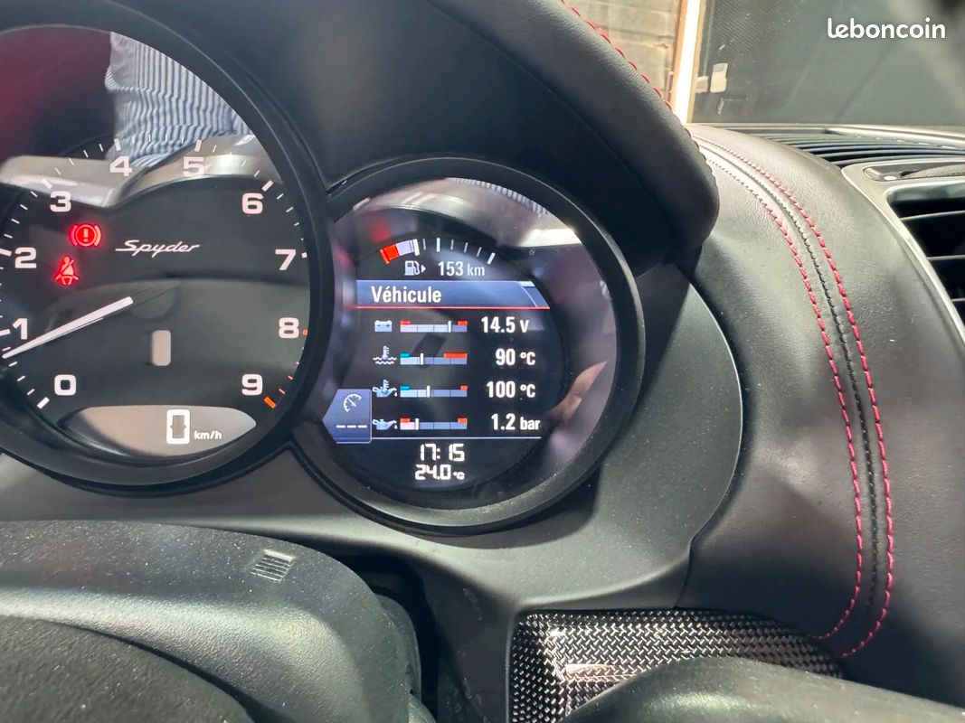 PORSCHE BOXSTER SPYDER 981 375 cv 3.8i / Entretien Porsche / Bose / Pack Chrono Sport / Echappement Sport (image 37)