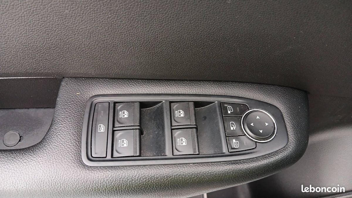 Renault arkana mild hybrid 140 edc fap 22 (image 17)